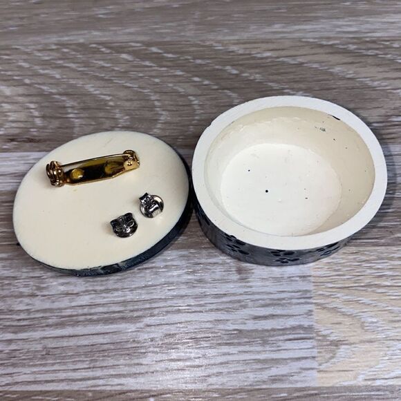 Cat trinket box jewelry holder kitty cat paw prints vintage earrings pin trinket - Picture 3 of 5